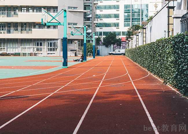 成都卫生学校五年制大专难不难